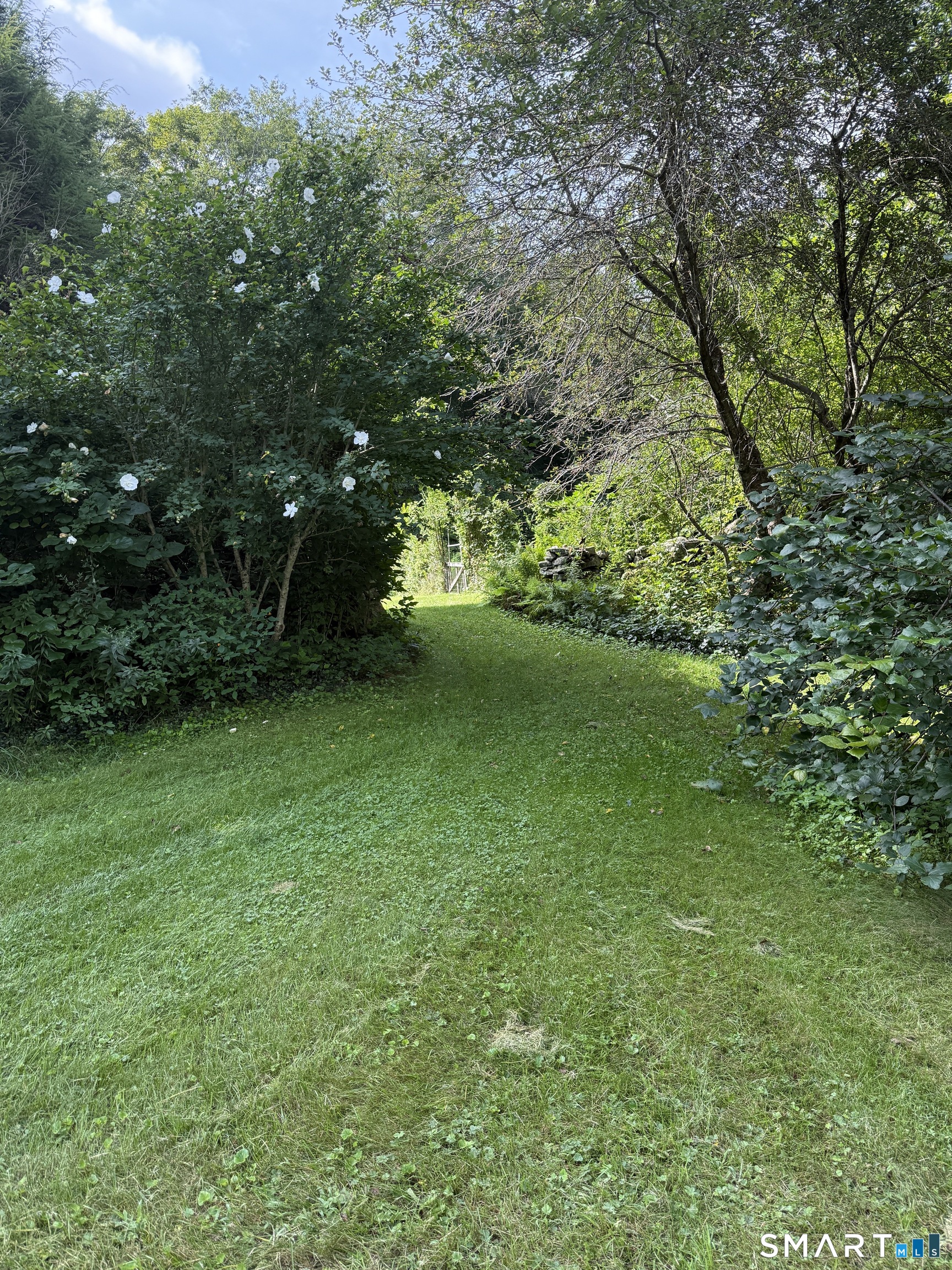 37 Main Street North Stonington CT 06359