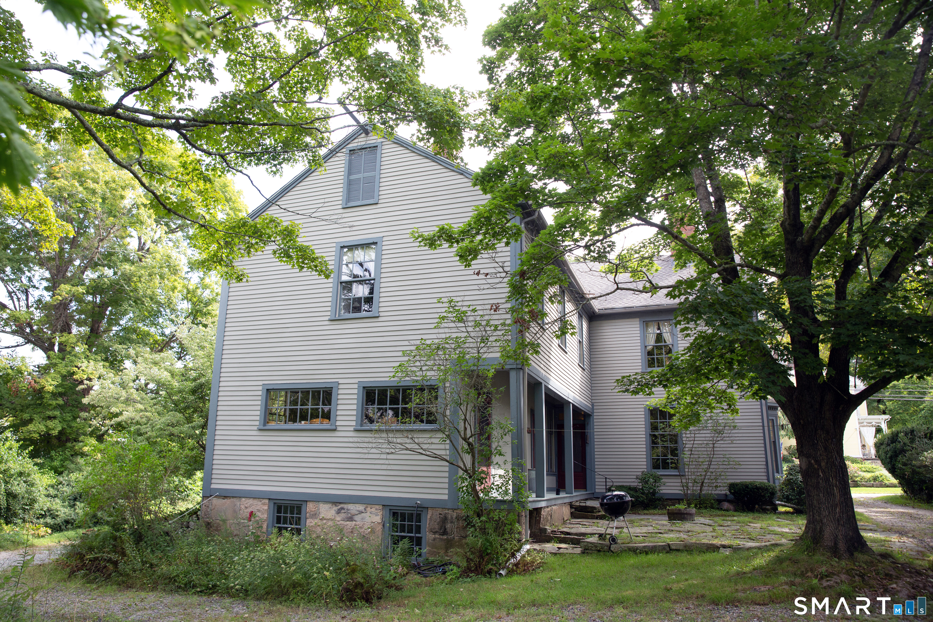 37 Main Street North Stonington CT 06359