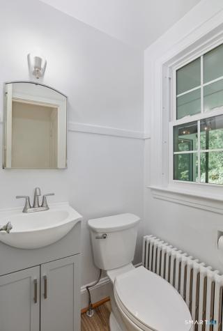 10 Vista Terrace New Haven CT 06515