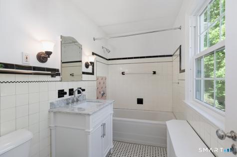 10 Vista Terrace New Haven CT 06515
