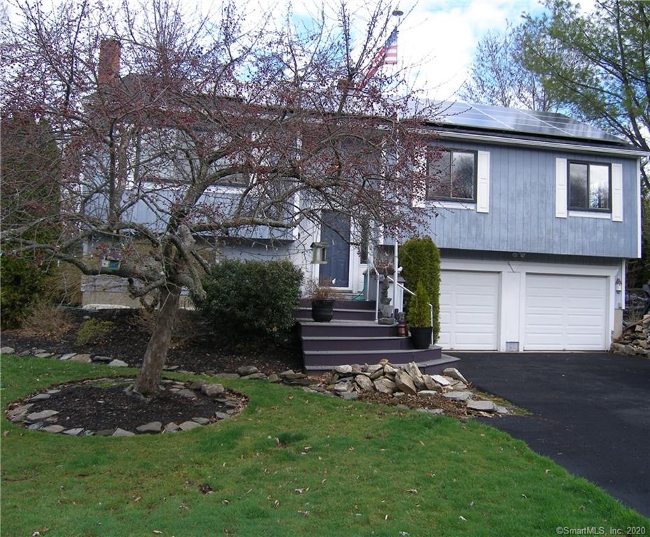 11 Round Table Road New Milford CT 06776