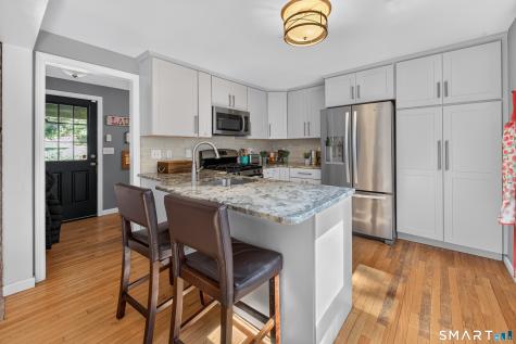 87 Chevas Road Avon CT 06001