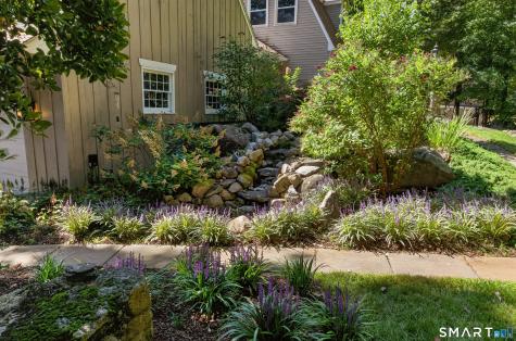 87 Chevas Road Avon CT 06001