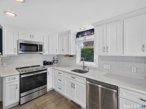 15 Stannard Drive Westbrook CT 06498