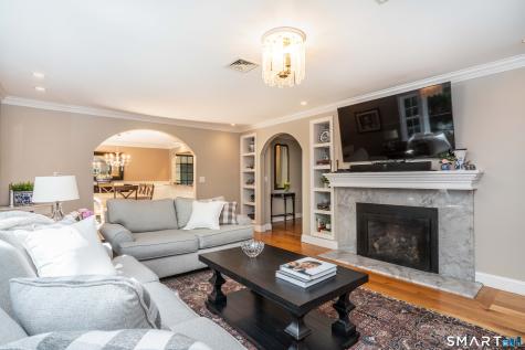 57 Woodridge Circle West Hartford CT 06107