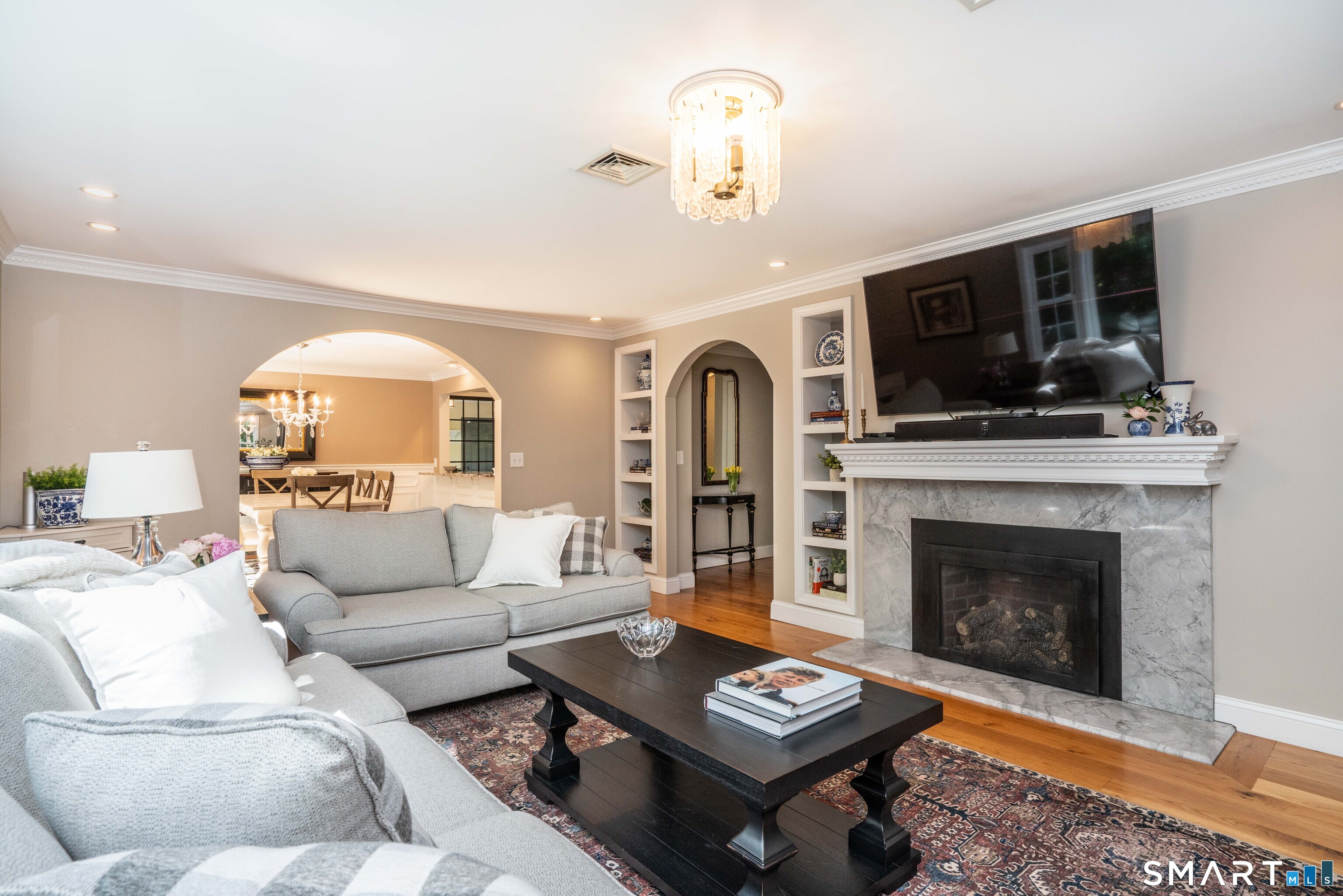57 Woodridge Circle West Hartford CT 06107