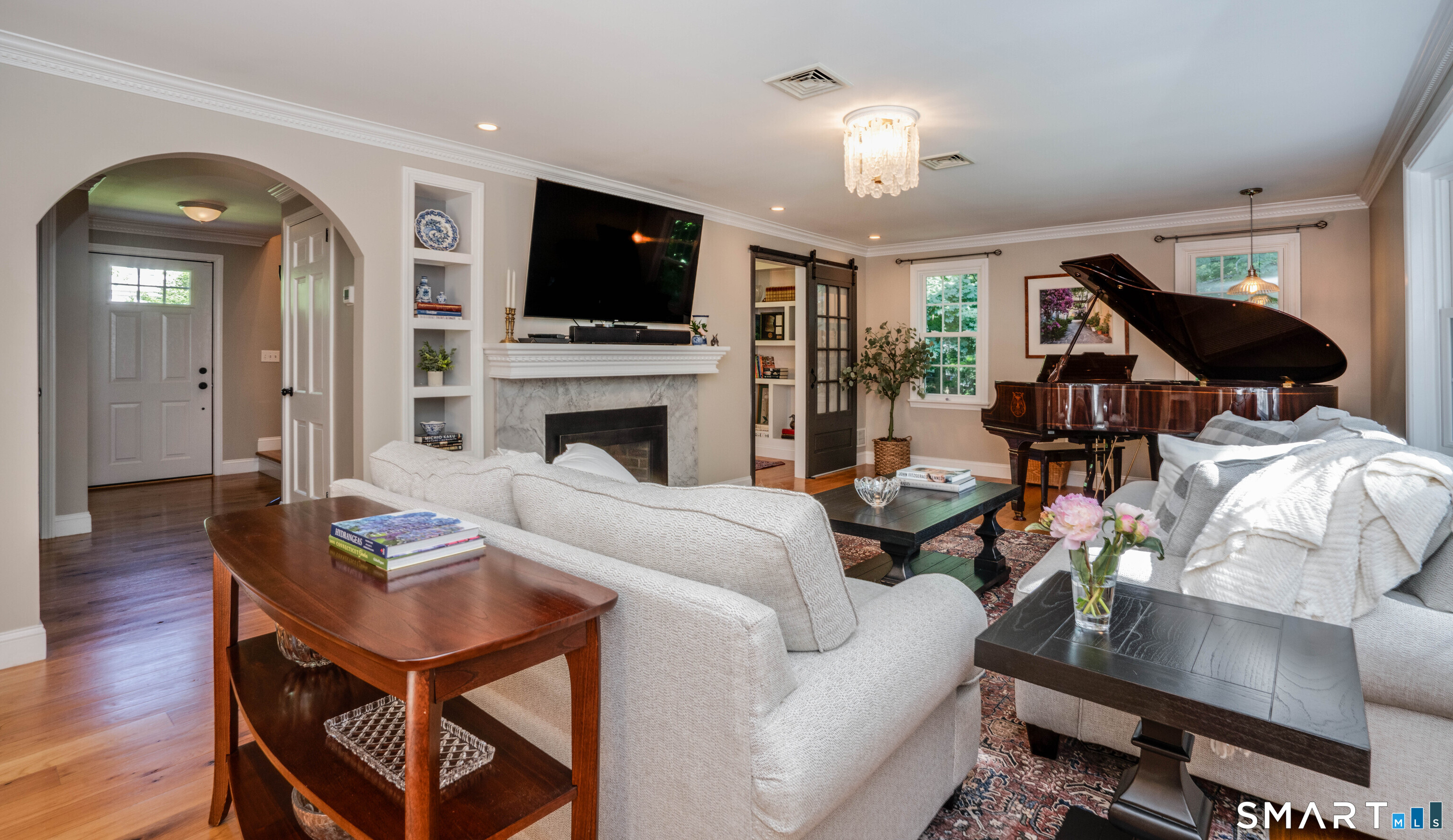 57 Woodridge Circle West Hartford CT 06107