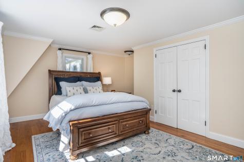 57 Woodridge Circle West Hartford CT 06107