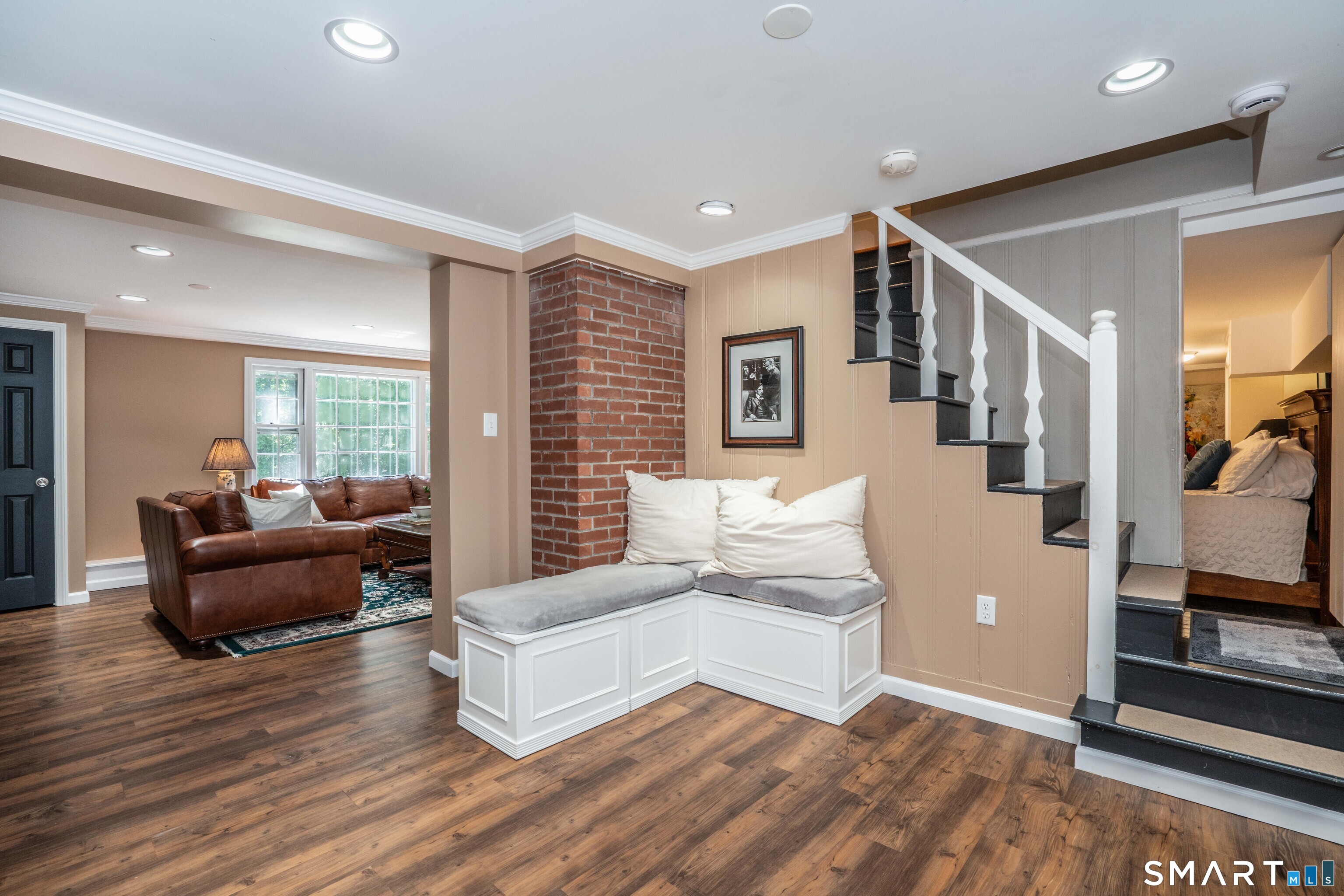 57 Woodridge Circle West Hartford CT 06107