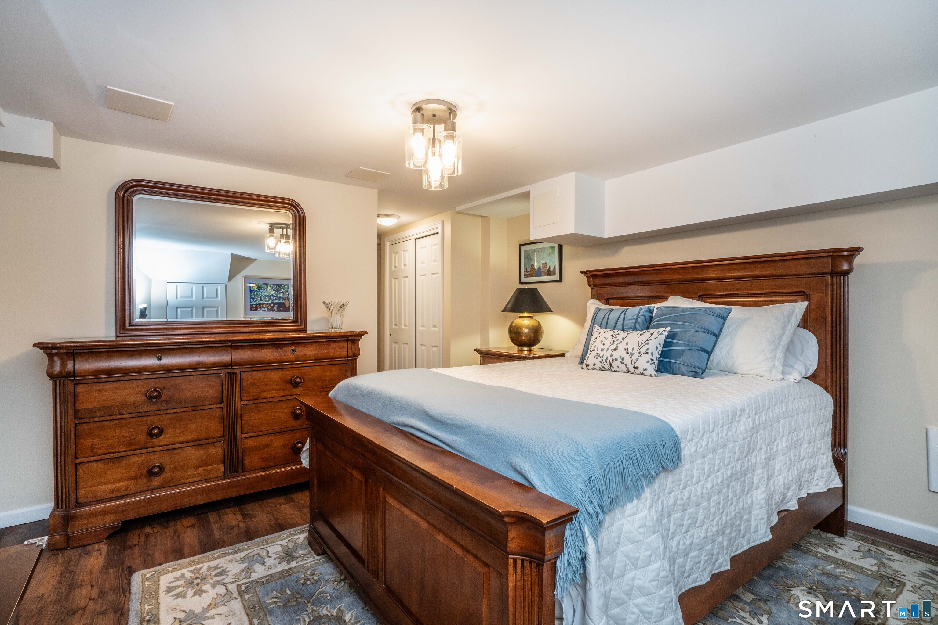 57 Woodridge Circle West Hartford CT 06107