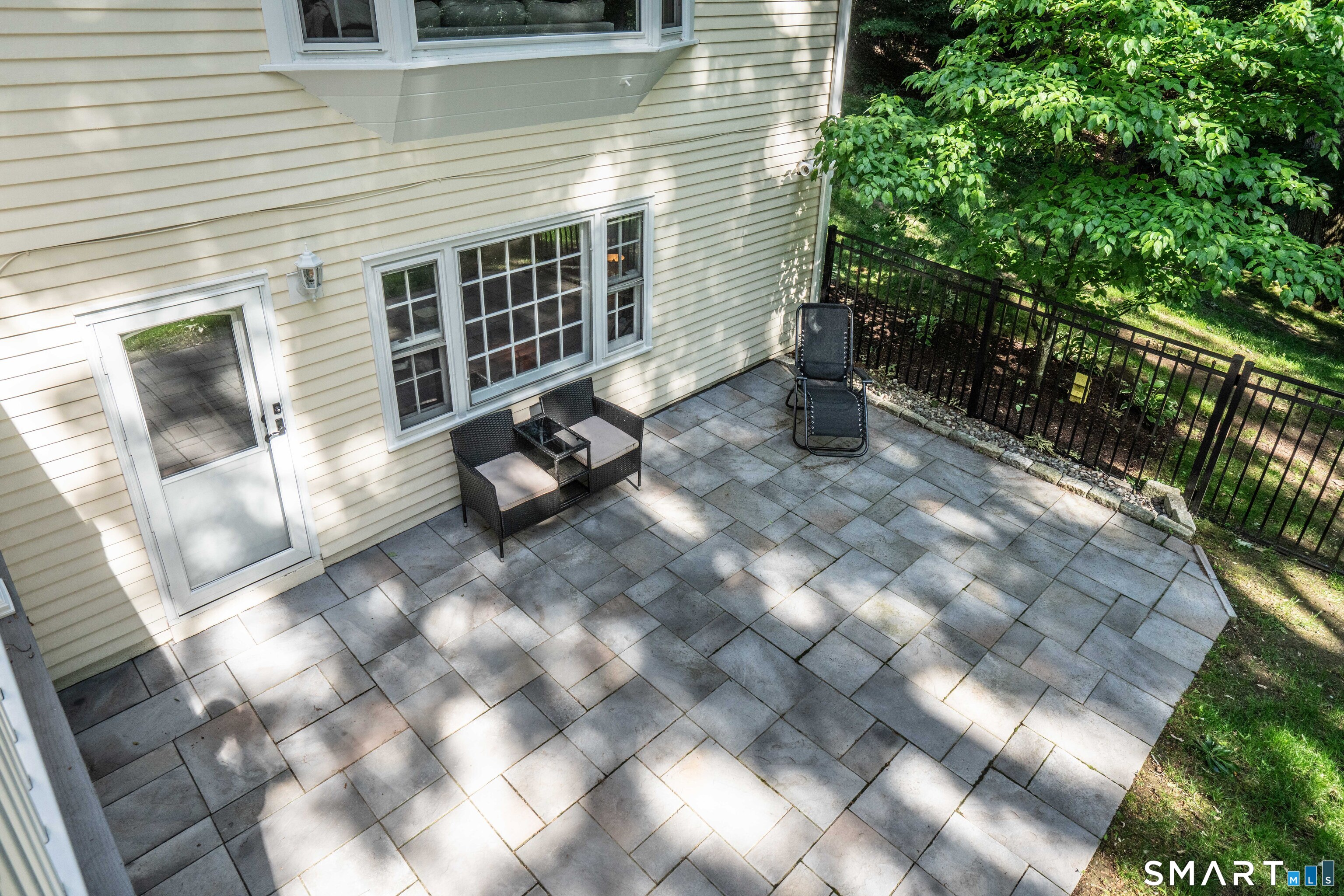 57 Woodridge Circle West Hartford CT 06107