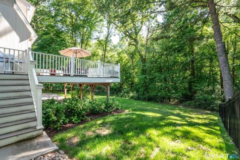 57 Woodridge Circle West Hartford CT 06107