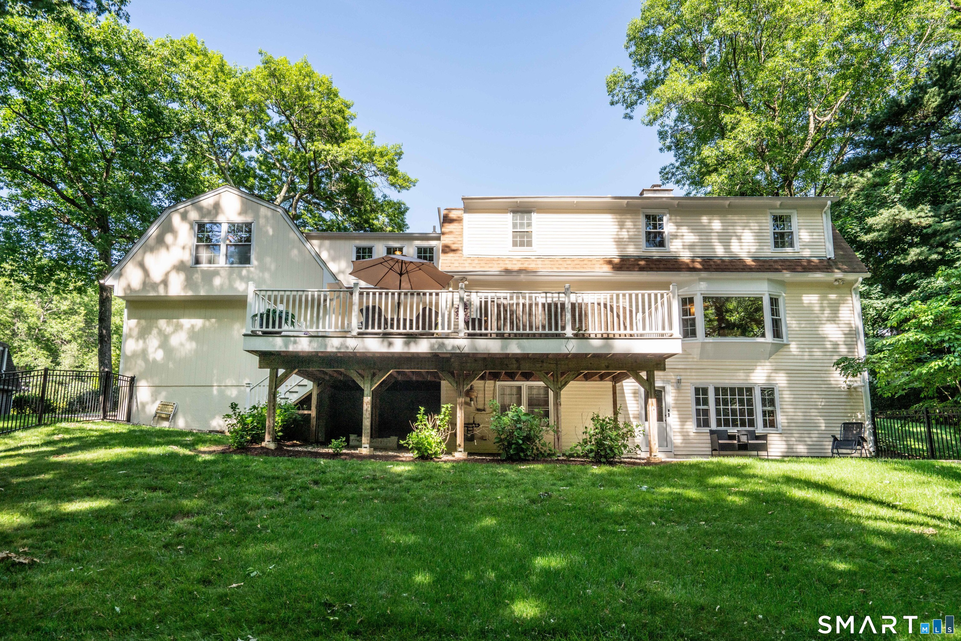 57 Woodridge Circle West Hartford CT 06107