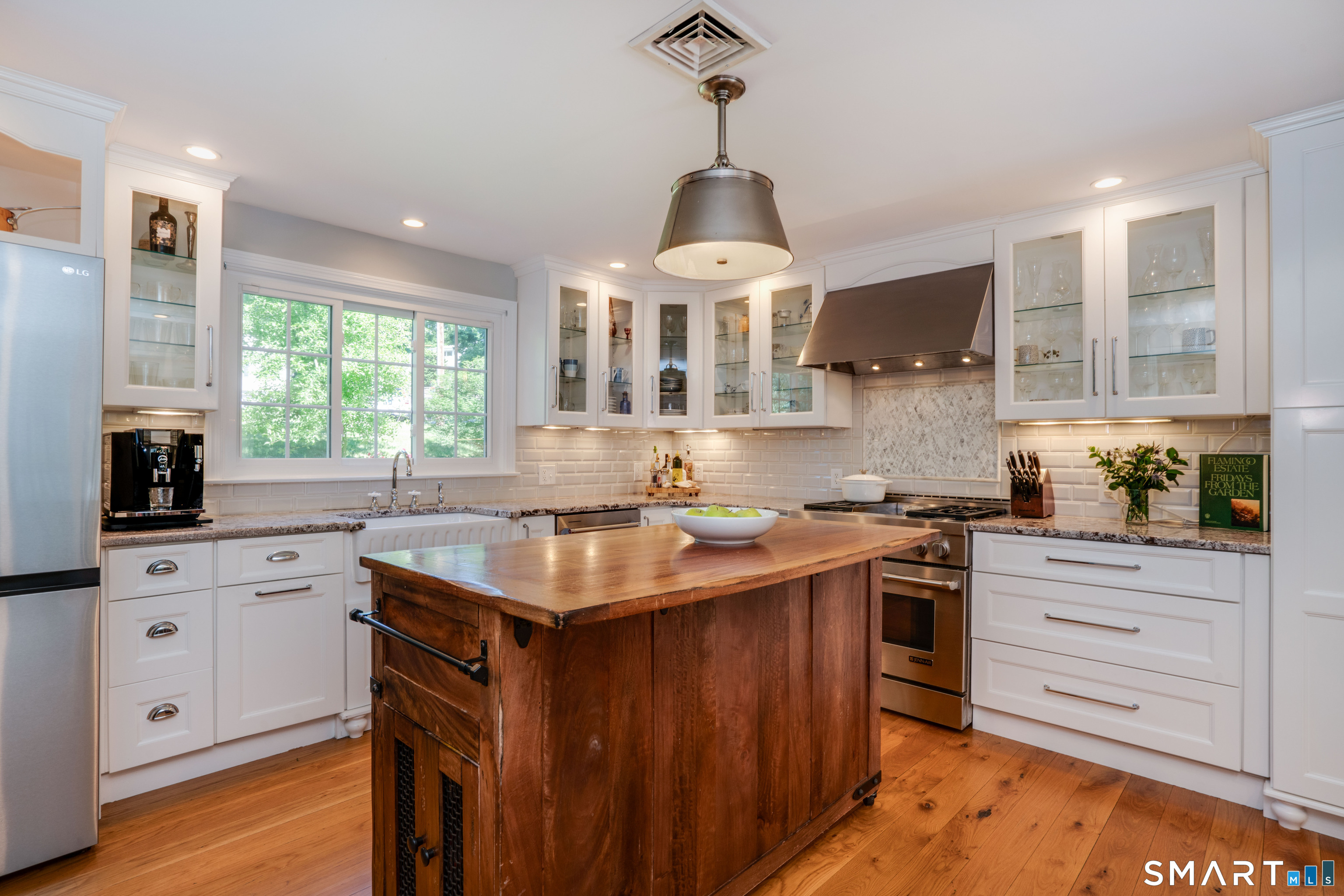 57 Woodridge Circle West Hartford CT 06107