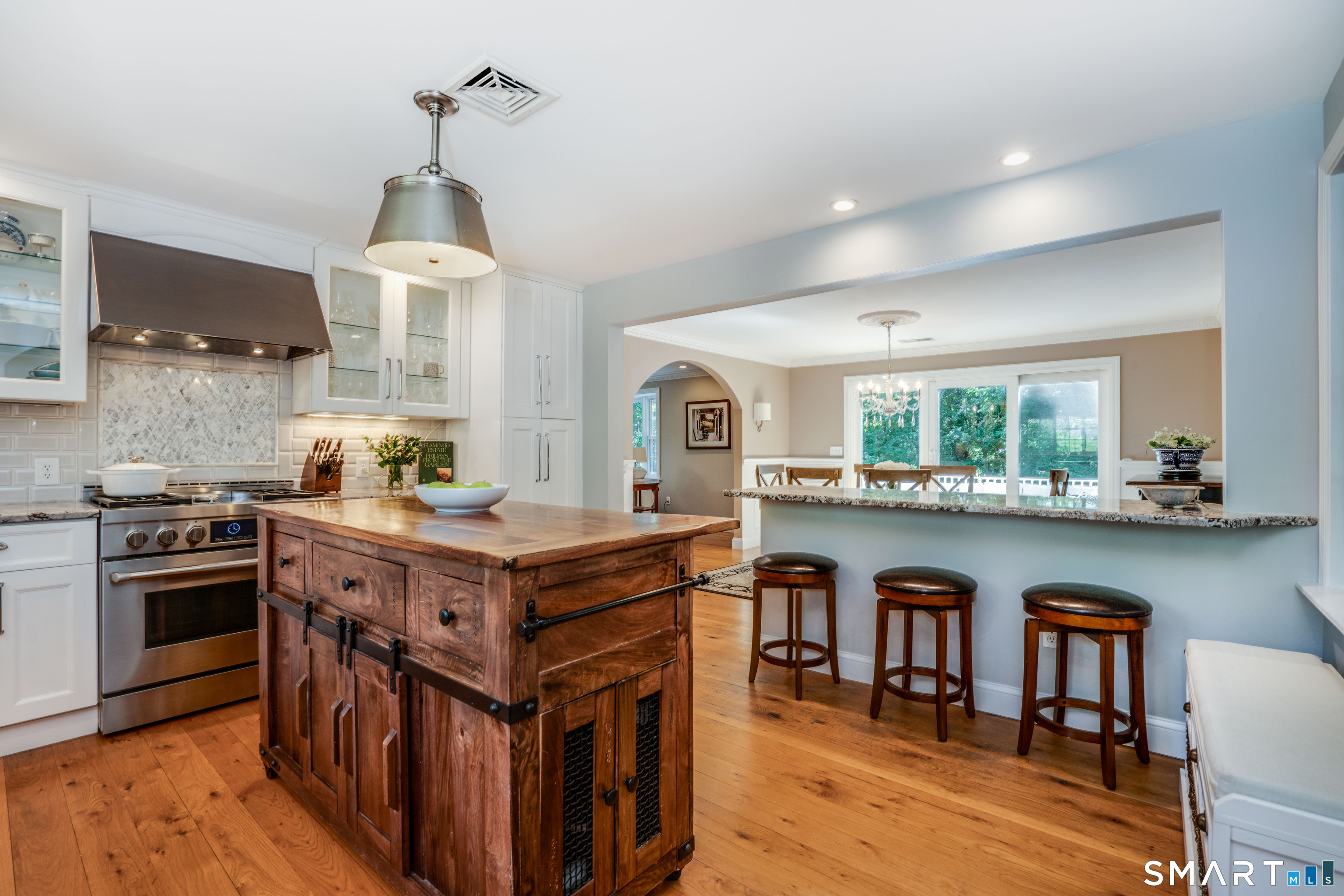 57 Woodridge Circle West Hartford CT 06107