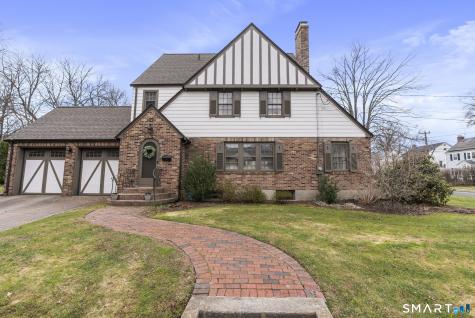 97 Middlebrook Road West Hartford CT 06119