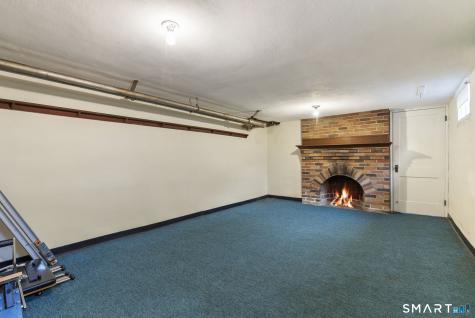 97 Middlebrook Road West Hartford CT 06119