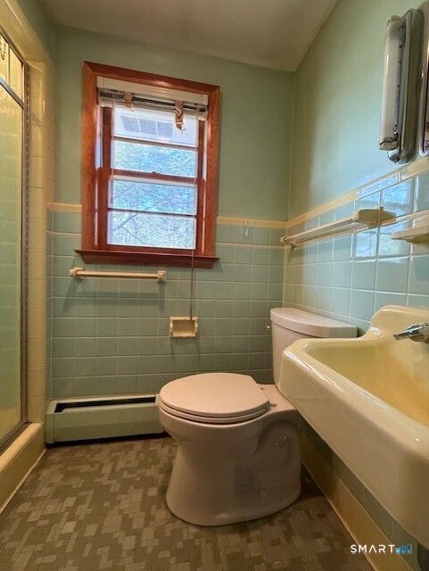 32 Hemlock Lane East Hartford CT 06118