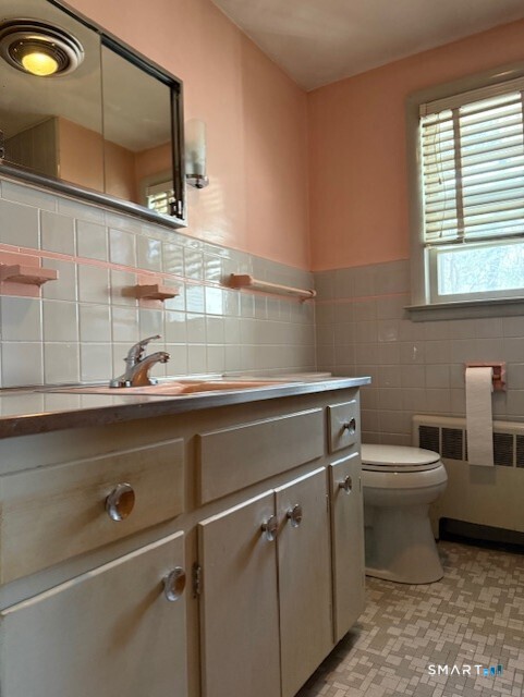 32 Hemlock Lane East Hartford CT 06118