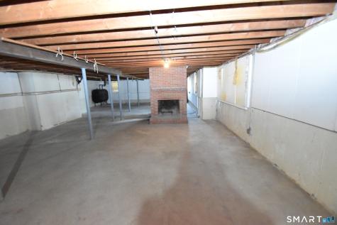 32 Hemlock Lane East Hartford CT 06118