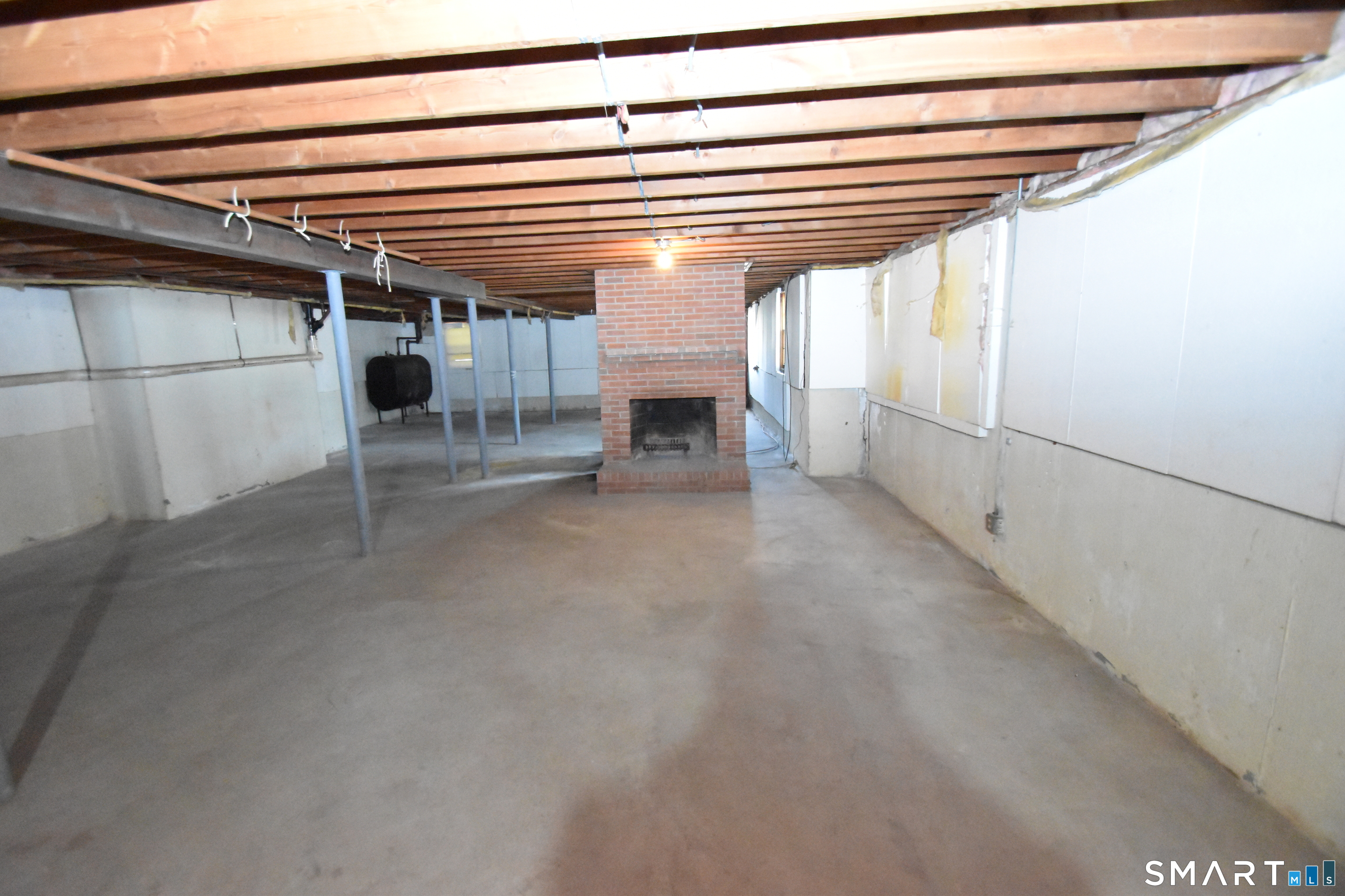 32 Hemlock Lane East Hartford CT 06118