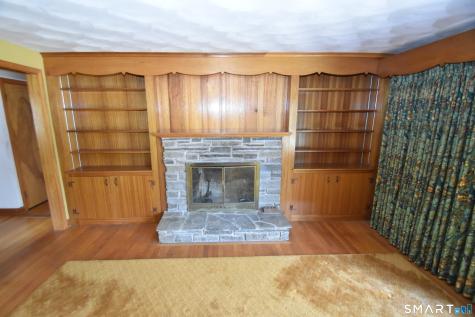 32 Hemlock Lane East Hartford CT 06118