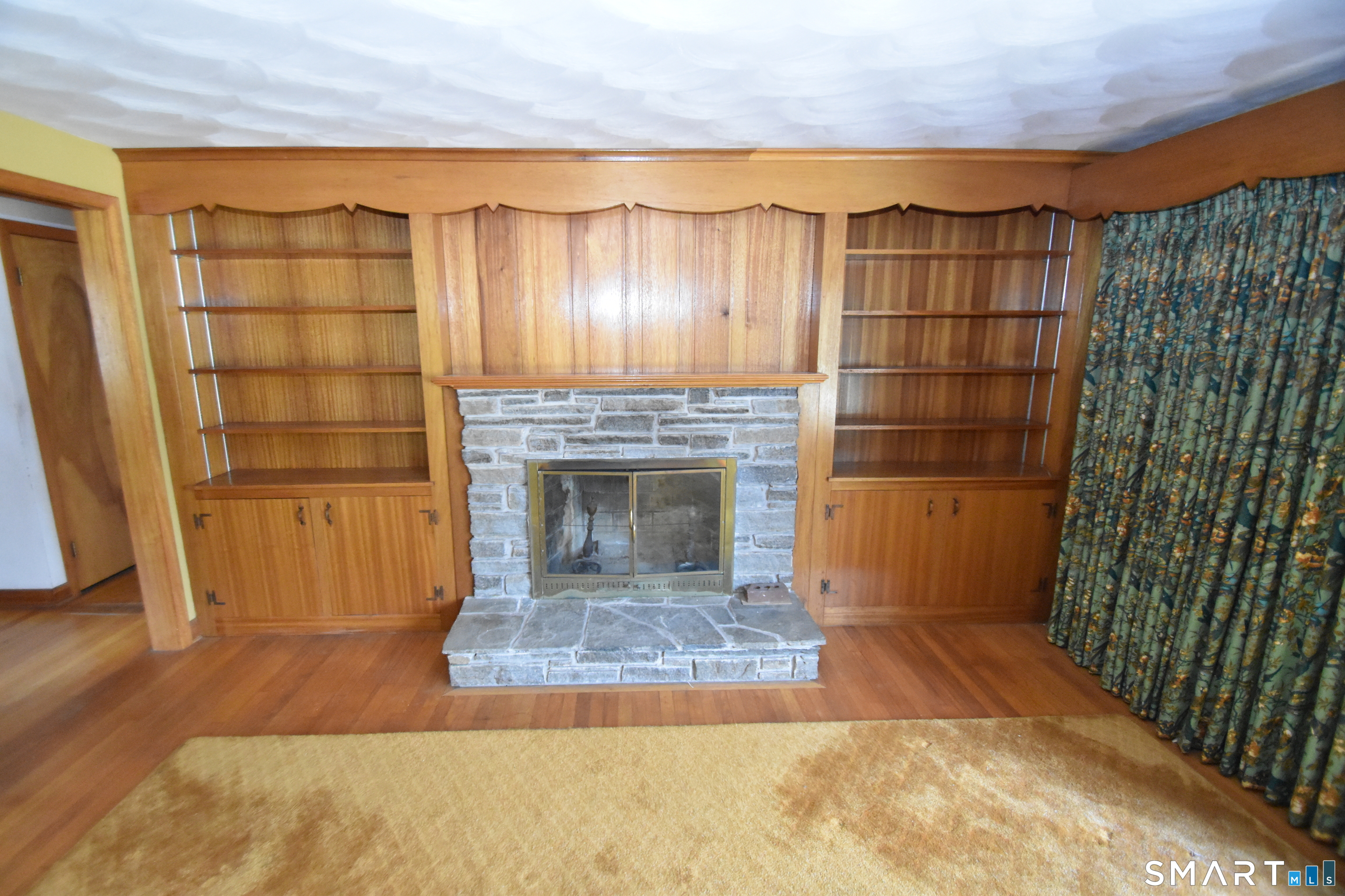 32 Hemlock Lane East Hartford CT 06118