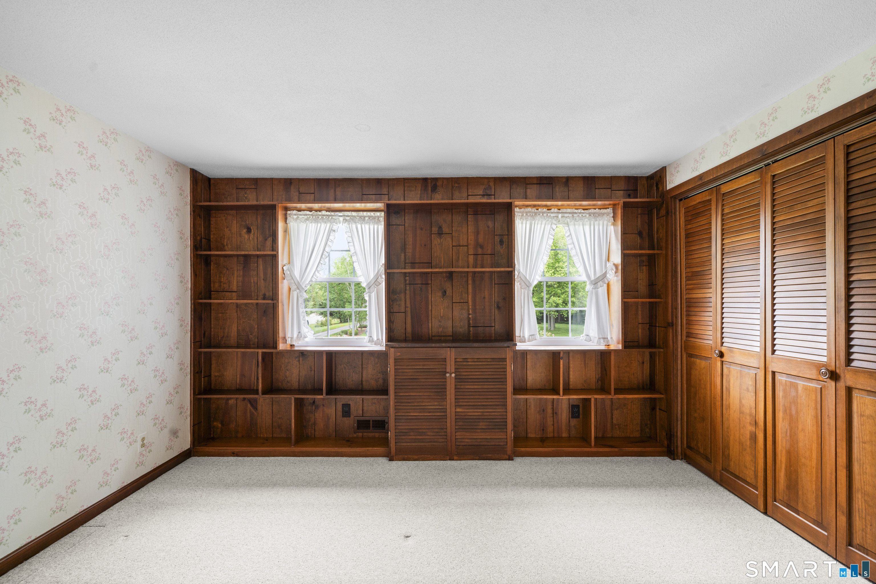 48 Bradfield Drive Somers CT 06071