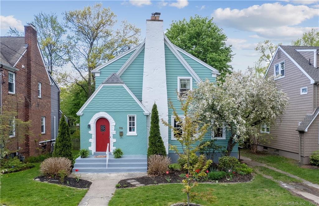 65 Spring Garden Street Hamden CT 06517