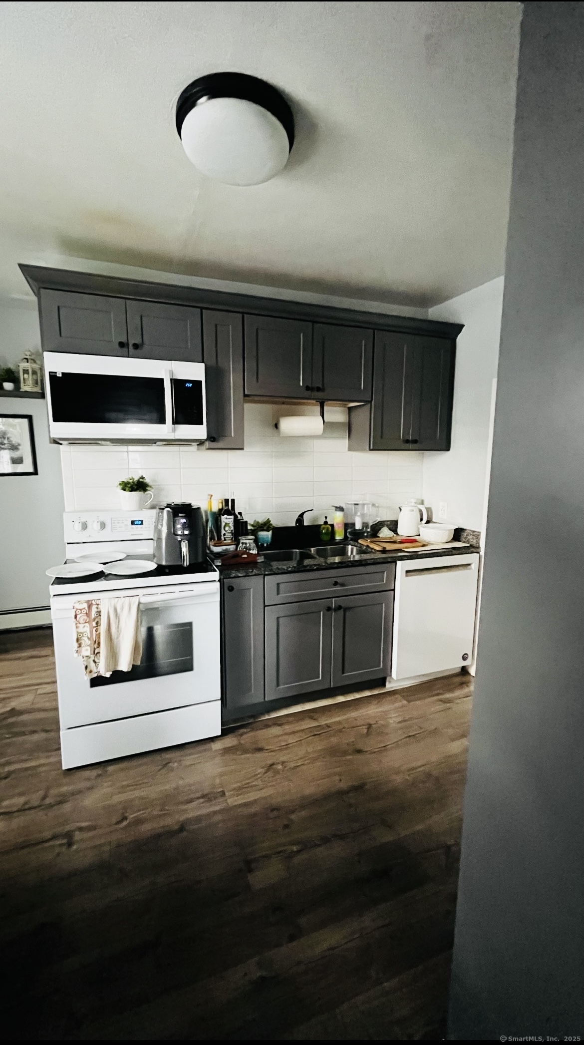 604 Birmingham Street Bridgeport CT 06606