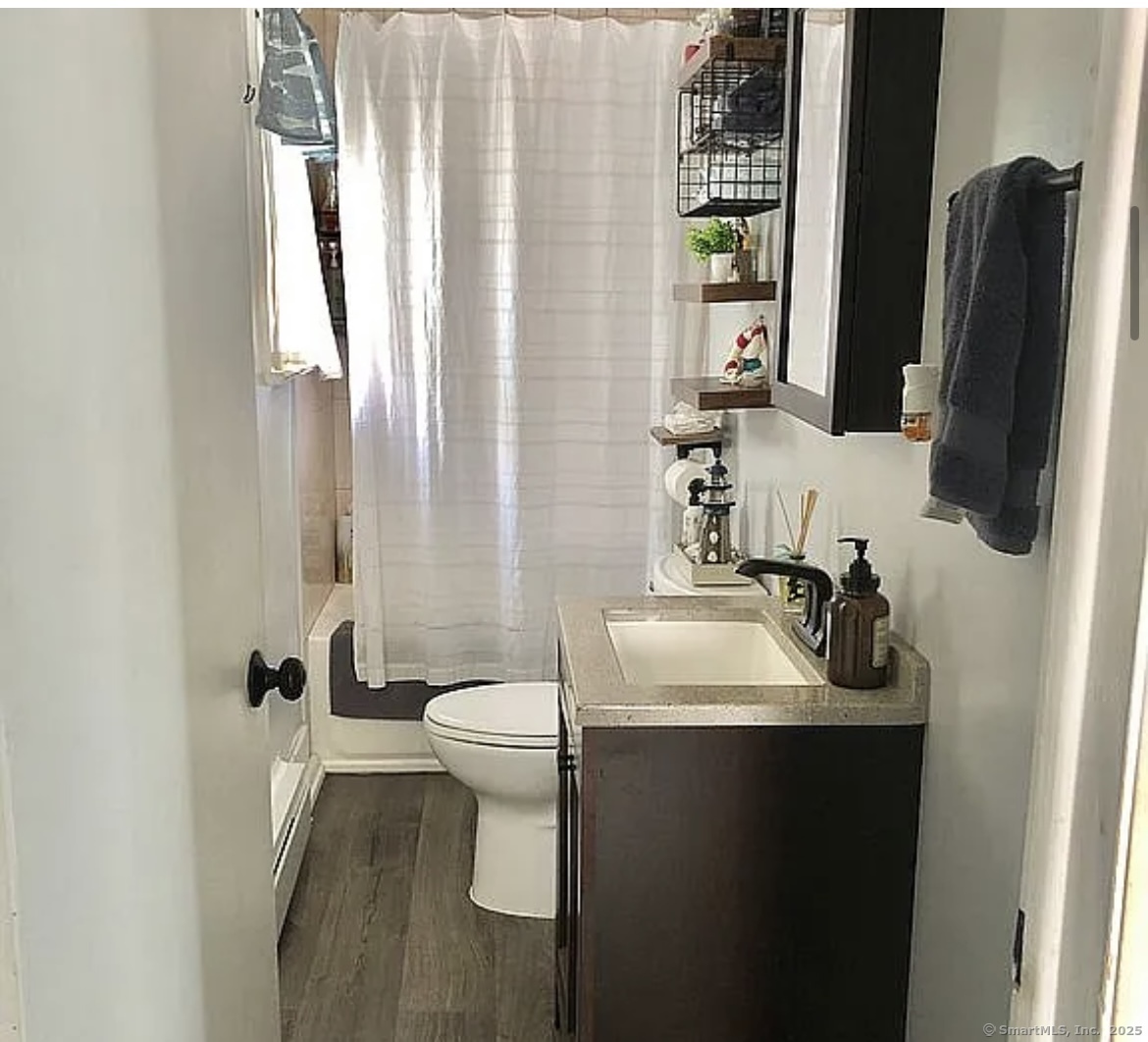 604 Birmingham Street Bridgeport CT 06606