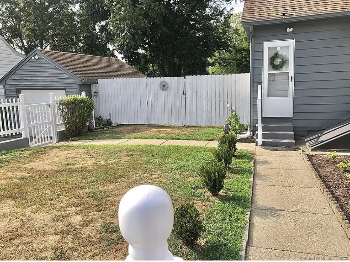 604 Birmingham Street Bridgeport CT 06606