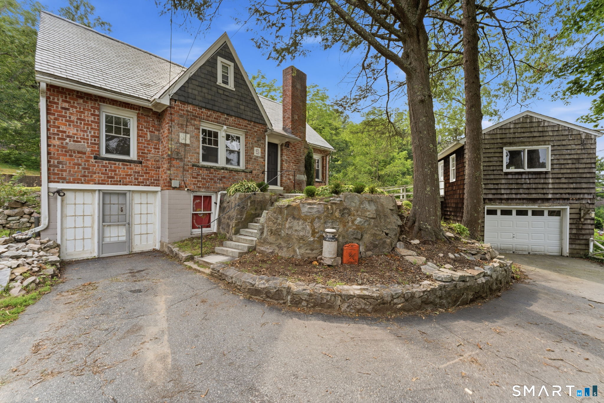 5 Richards Grove Road Waterford CT 06375