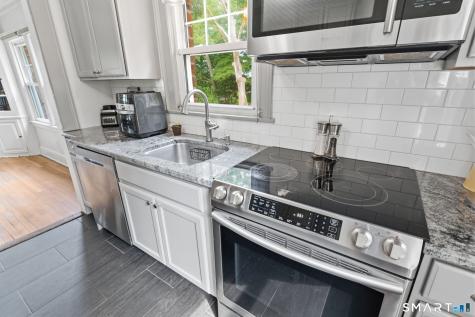 5 Richards Grove Road Waterford CT 06375