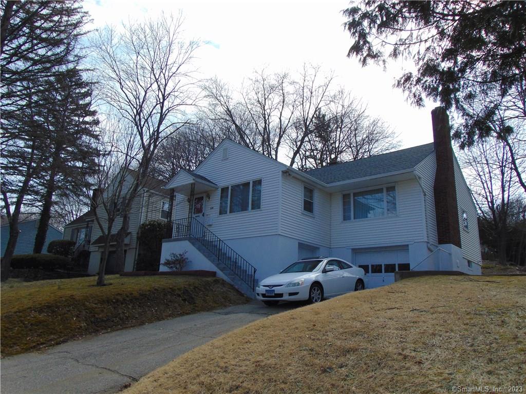 226 Lakeview Avenue Waterbury CT 06705