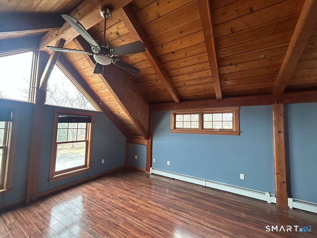 17 Comstock Avenue Waterford CT 06382