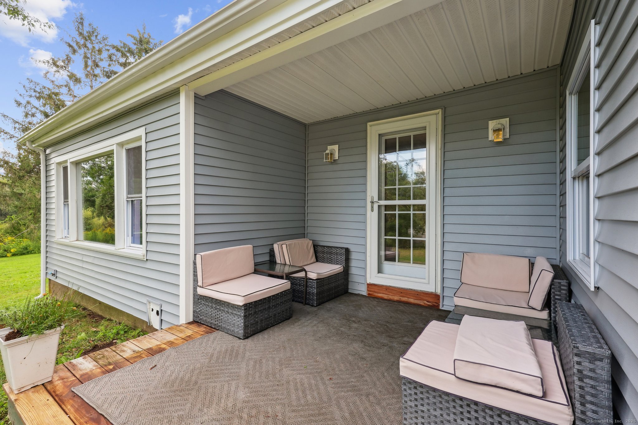 143 North Mountain Road Canton CT 06019