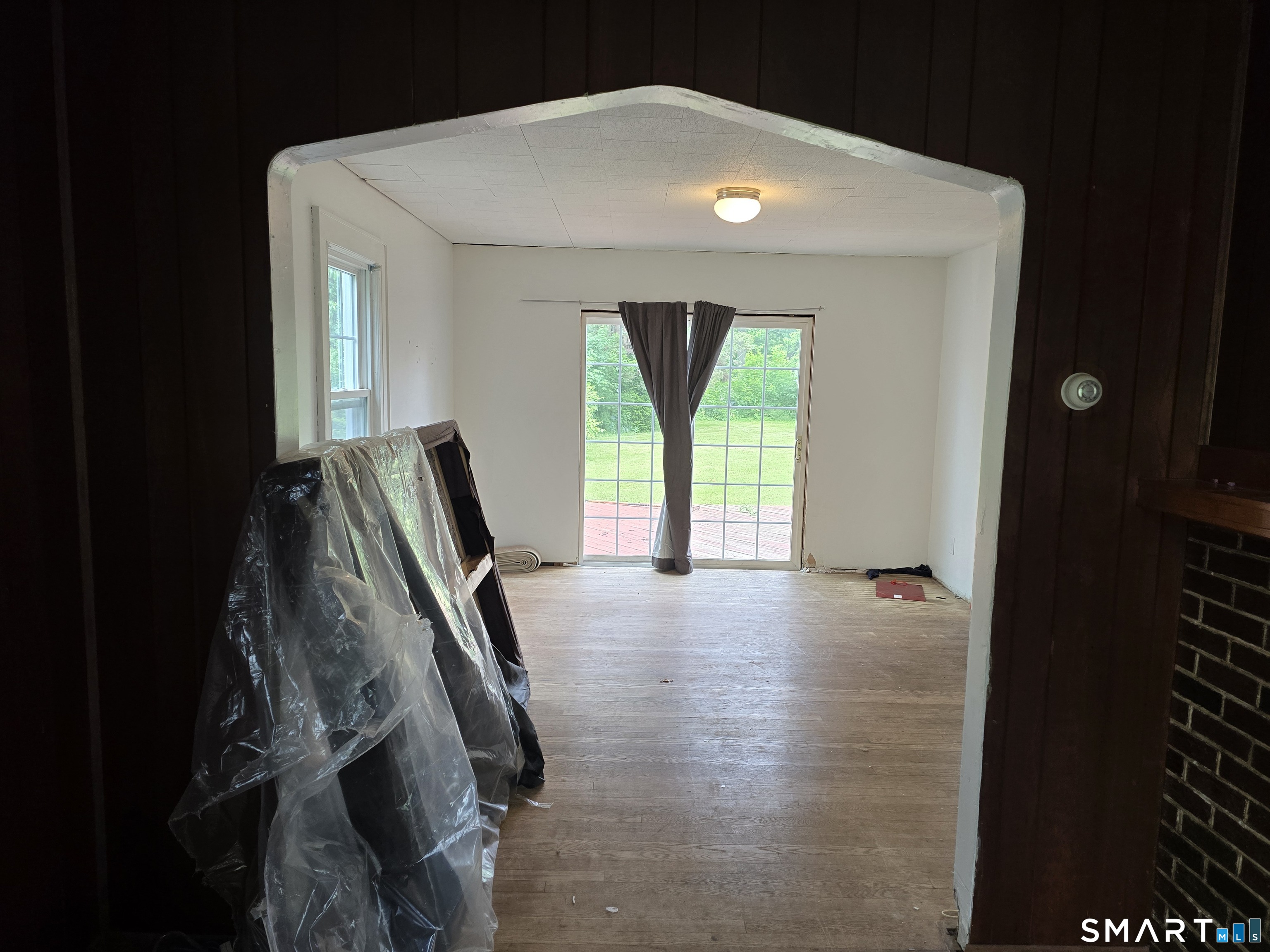 14 Center Court Newington CT 06111
