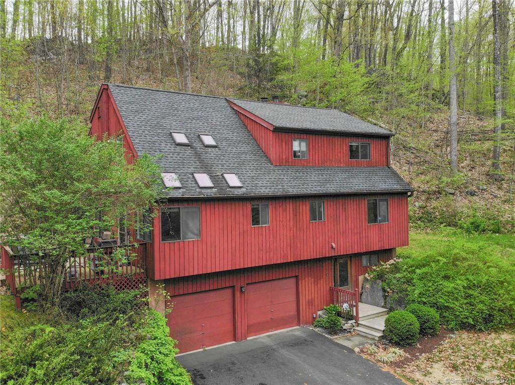 107 Hanover Road Newtown CT 06470