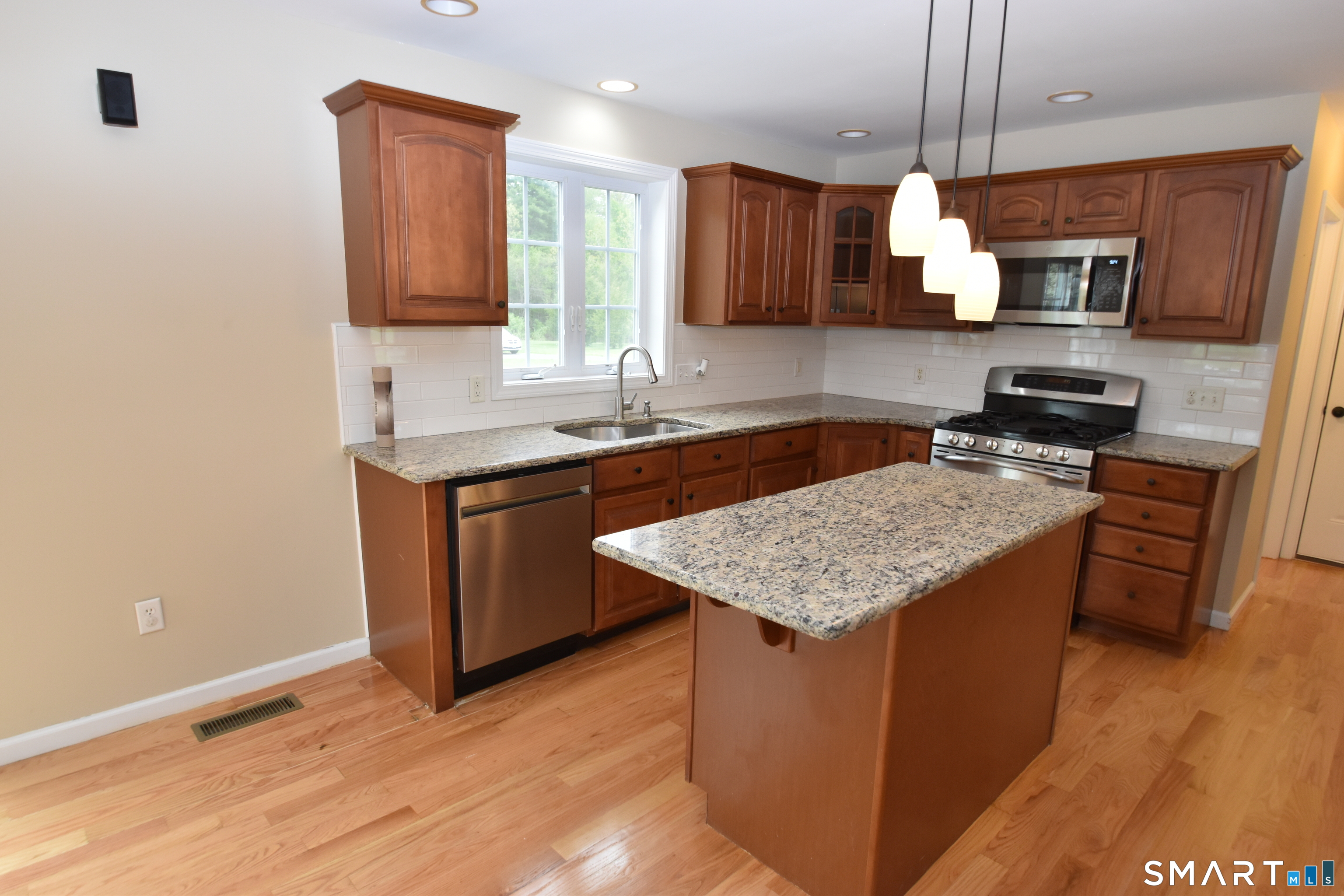 1 Morello Circle Windsor CT 06095