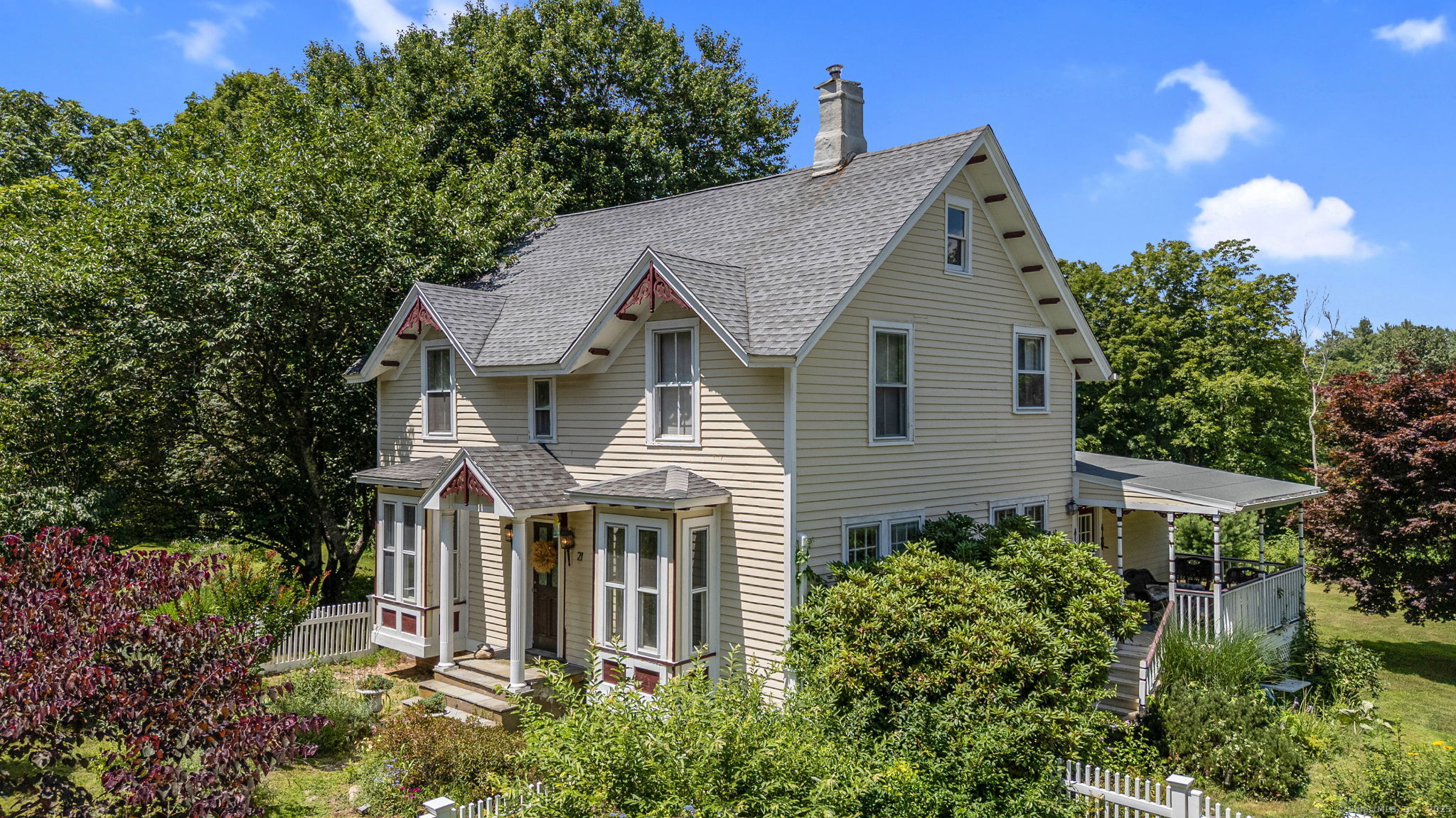 21 Maple Avenue East Haddam CT 06423