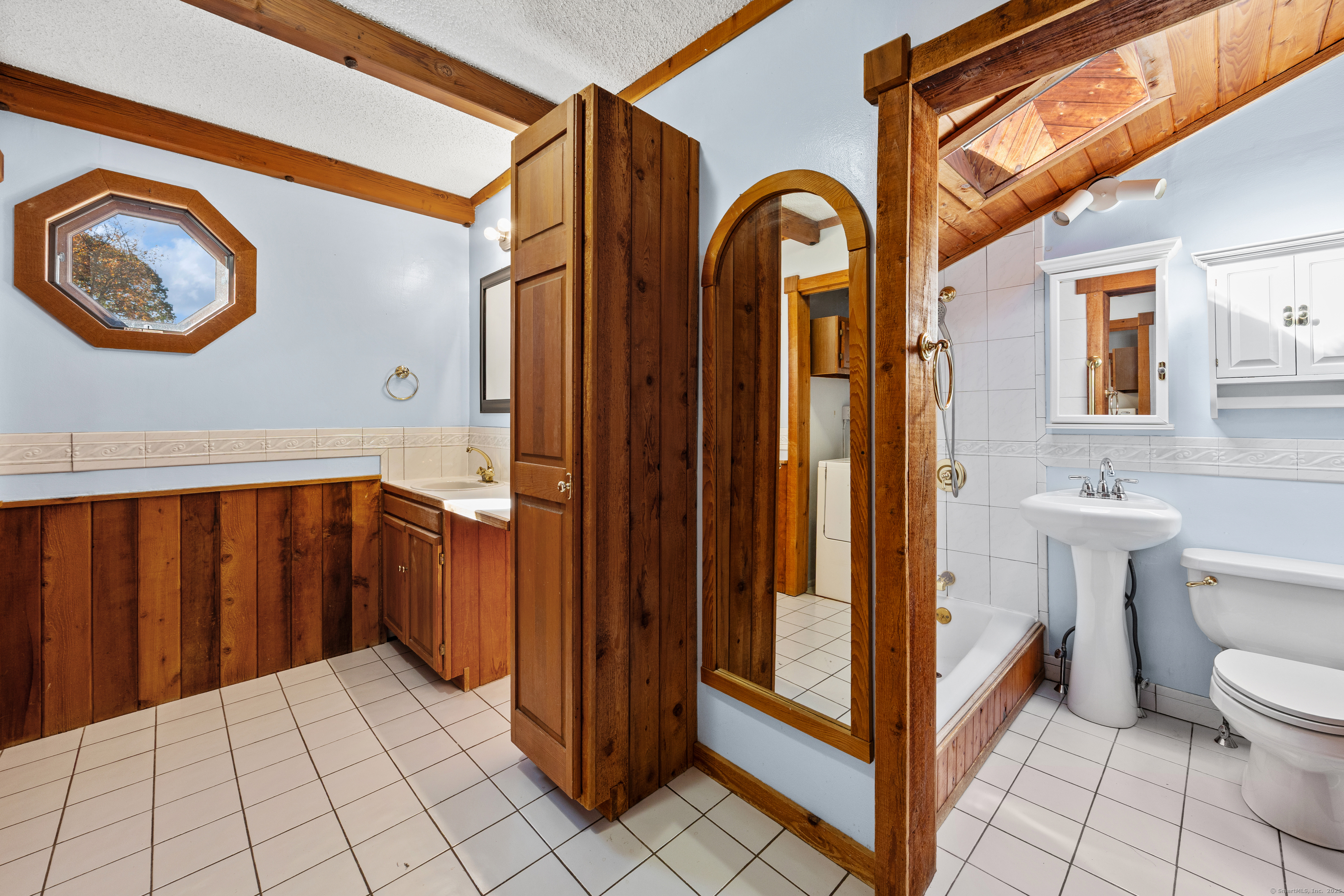 35 Maple Avenue Wolcott CT 06716
