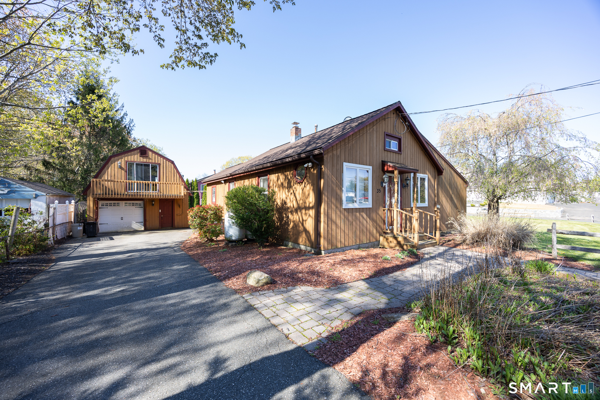 35 Maple Avenue Wolcott CT 06716