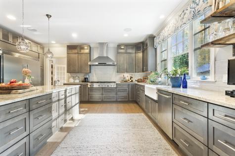 6 Winthrop Hills Weston CT 06883
