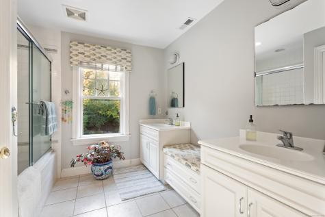 6 Winthrop Hills Weston CT 06883