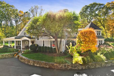 6 Winthrop Hills Weston CT 06883