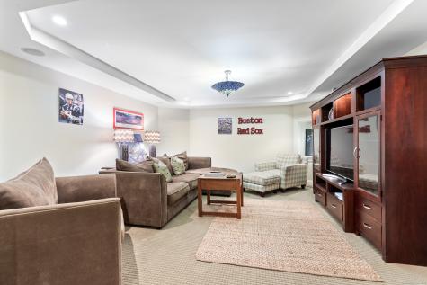 6 Winthrop Hills Weston CT 06883