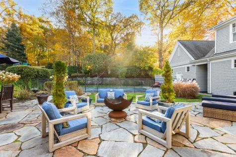 6 Winthrop Hills Weston CT 06883