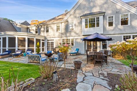 6 Winthrop Hills Weston CT 06883