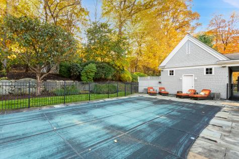 6 Winthrop Hills Weston CT 06883